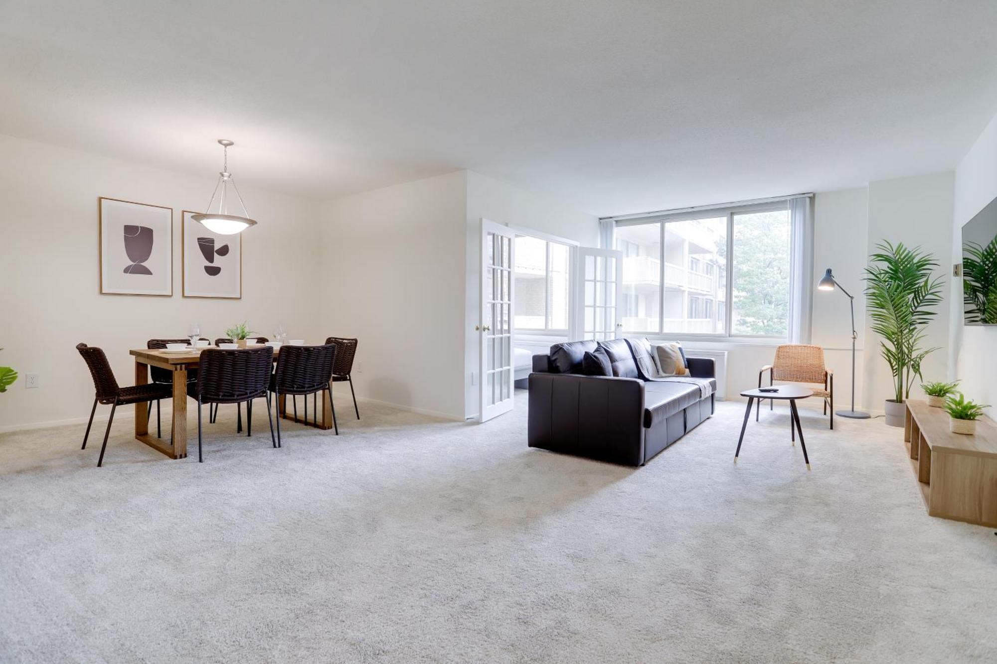 Awesome 1 Bedroom Apt + Den At Crystal City With Gym Άρλινγκτον Εξωτερικό φωτογραφία